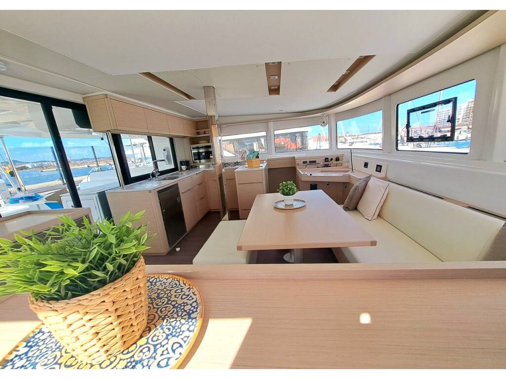 Lagoon 46 Silver Elli