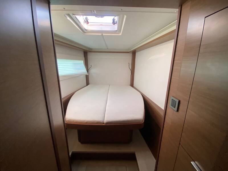 Lagoon 46 HELM