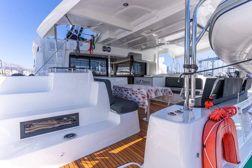 Lagoon 46 VELVET BREEZE