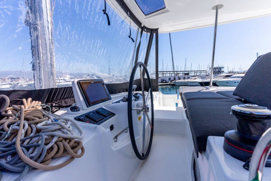 Lagoon 46 VELVET BREEZE