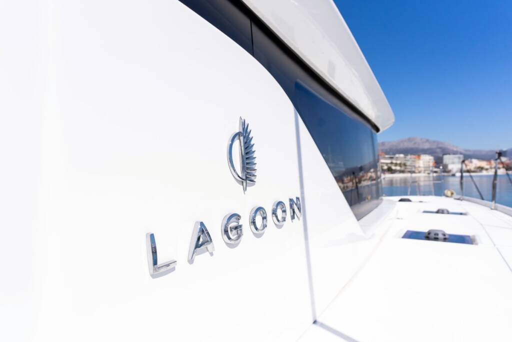 Lagoon 46 VELVET BREEZE
