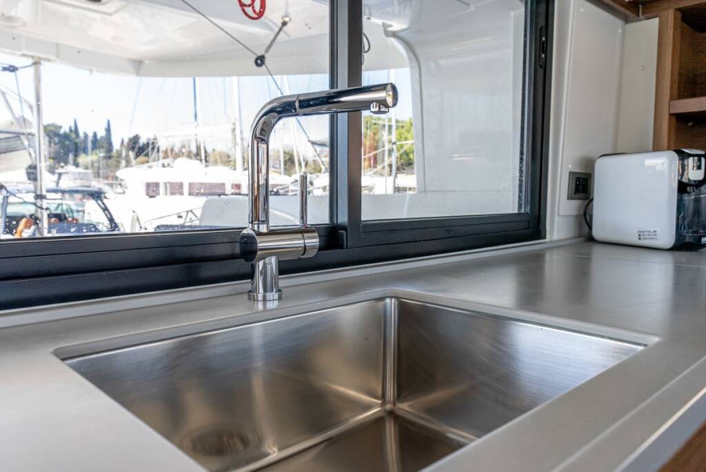 Lagoon 46 VELVET BREEZE