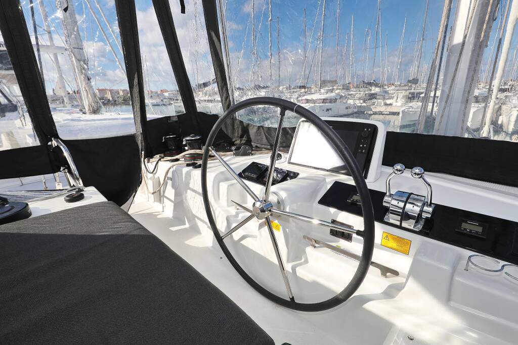 Lagoon 46 HASTA LA VISTA