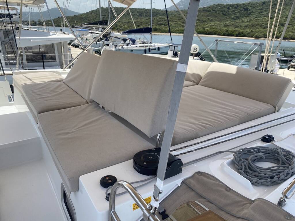 Lagoon 46 Blue Alma
