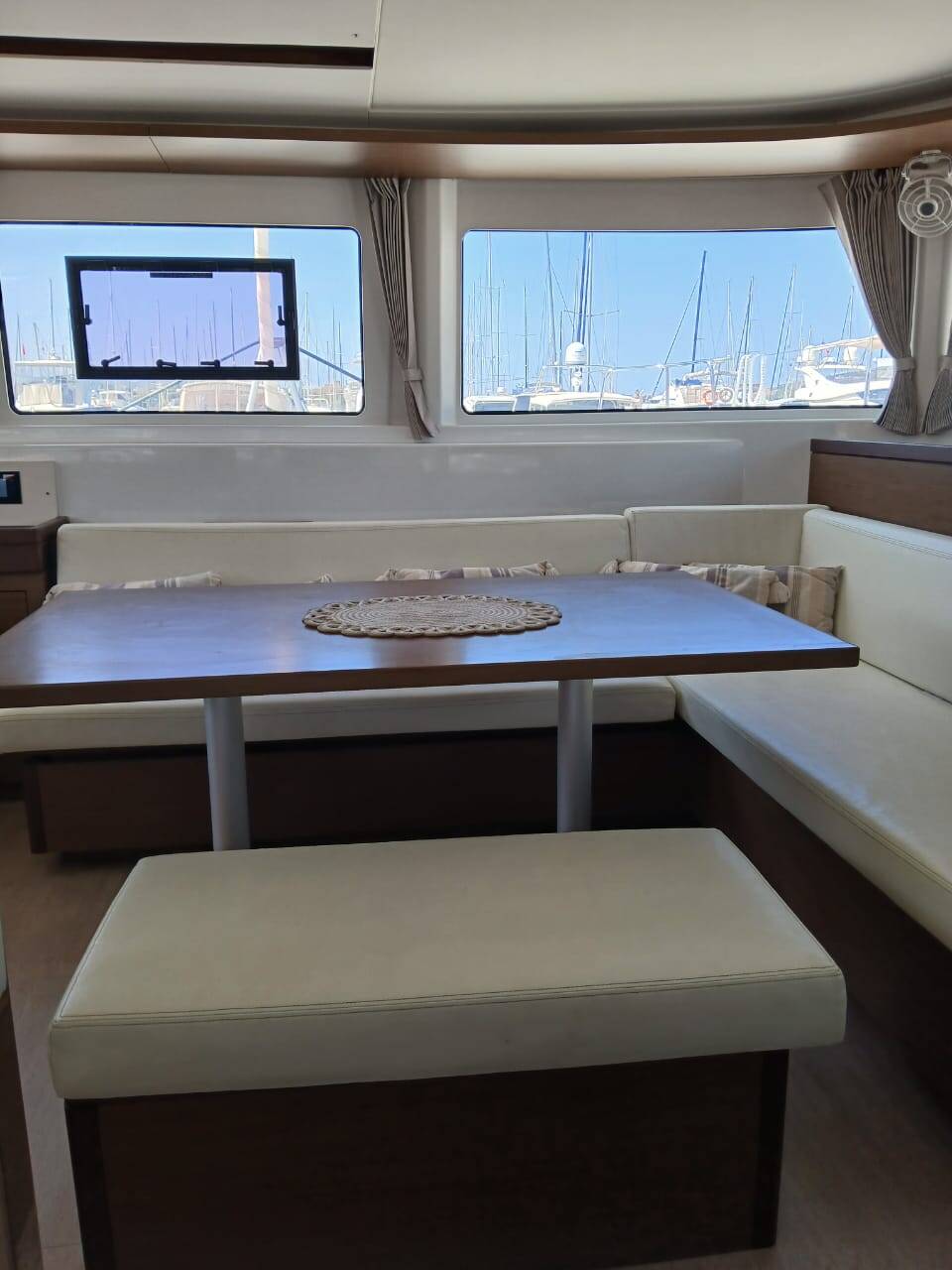 Lagoon 46 Ostraco