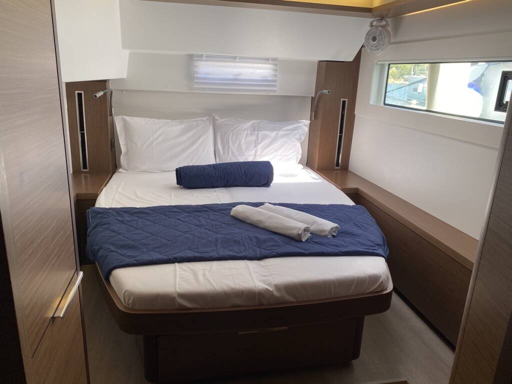 Lagoon 46 Rolling Stones