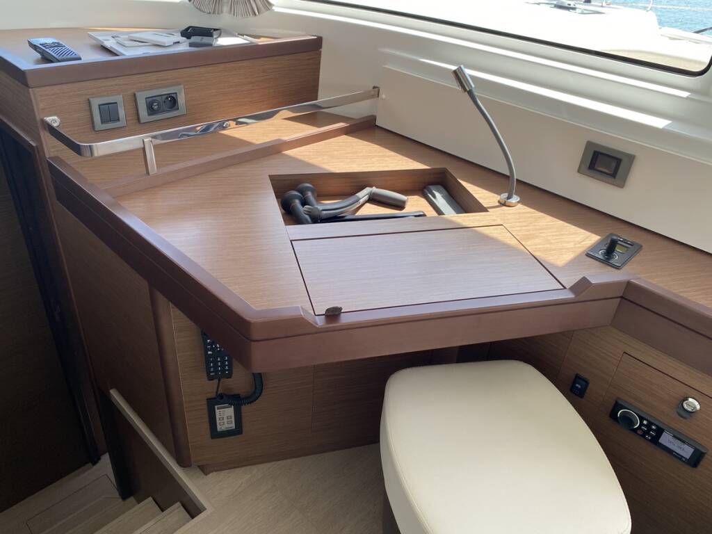 Lagoon 46 Rolling Stones