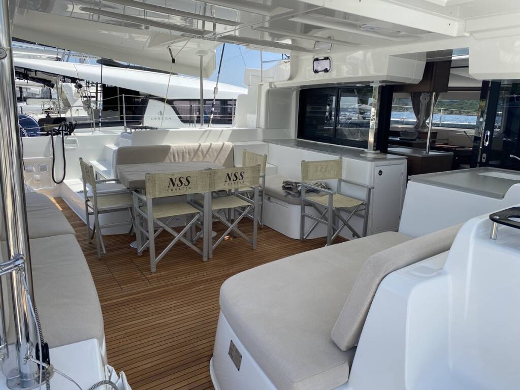 Lagoon 46 Rolling Stones