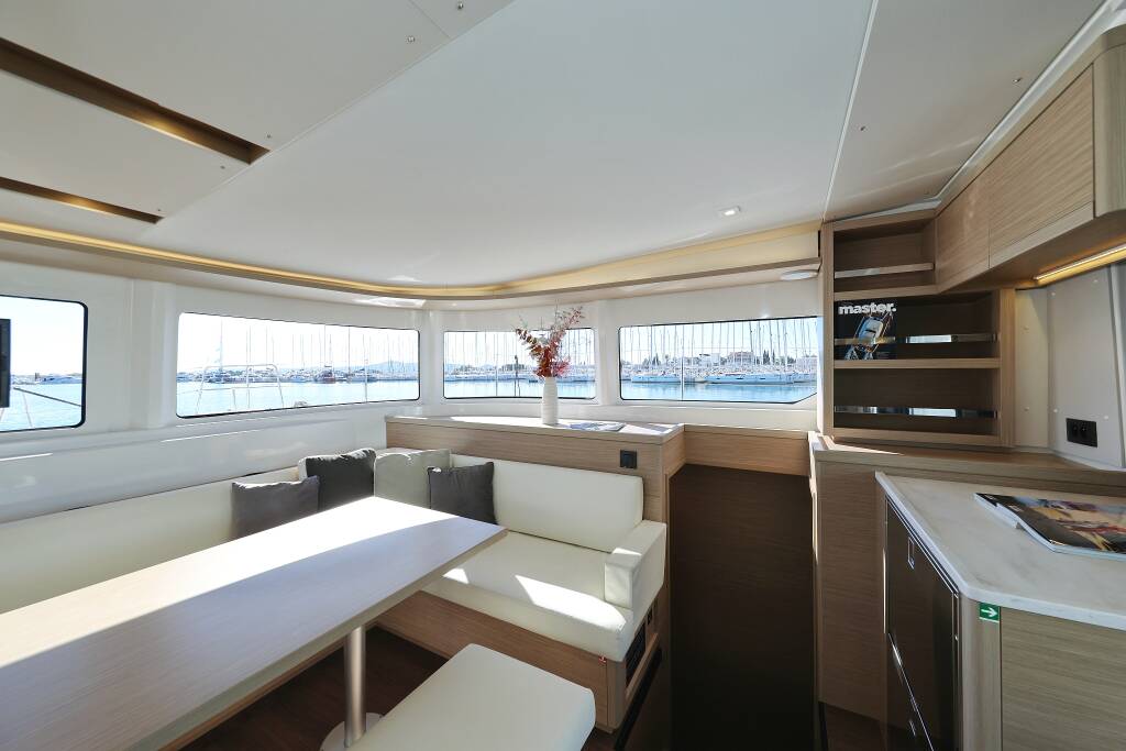 Lagoon 46 MAGIC DREAM