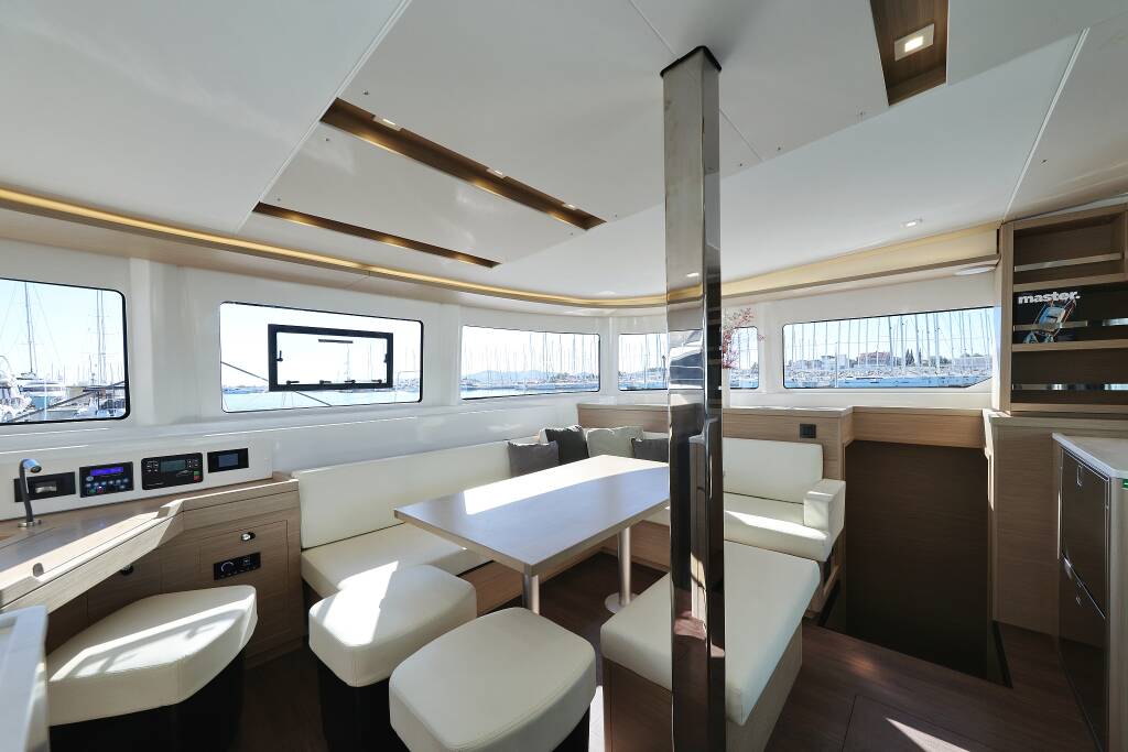 Lagoon 46 MAGIC DREAM