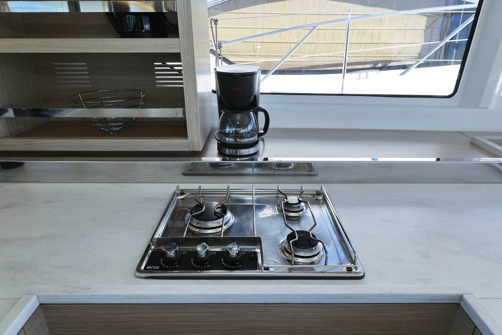 Lagoon 46 MAGIC DREAM