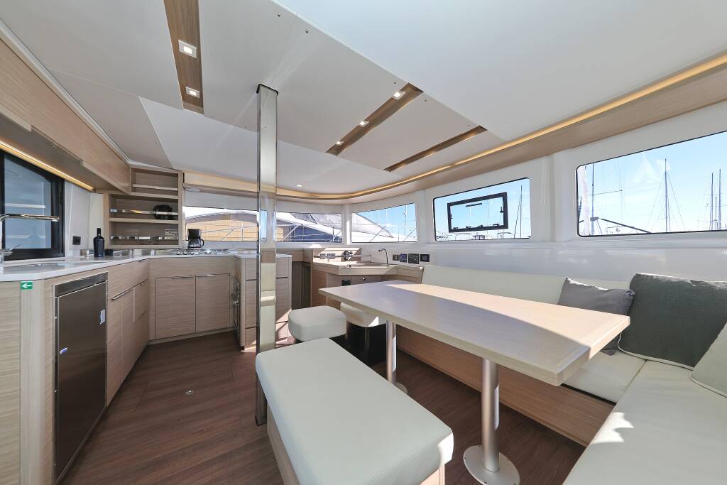 Lagoon 46 MAGIC DREAM