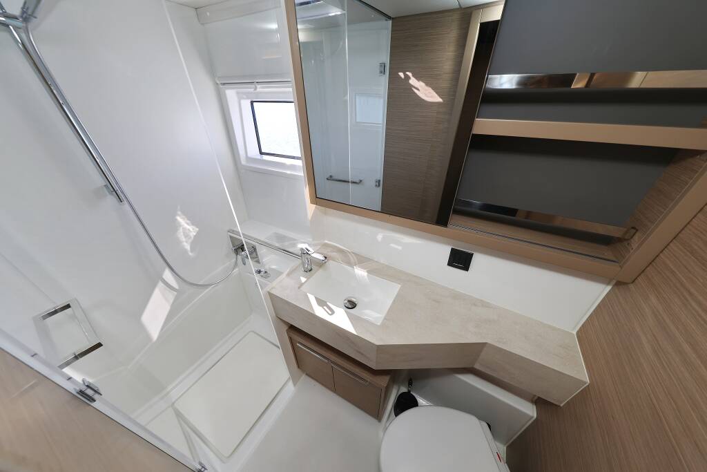 Lagoon 46 MAGIC DREAM