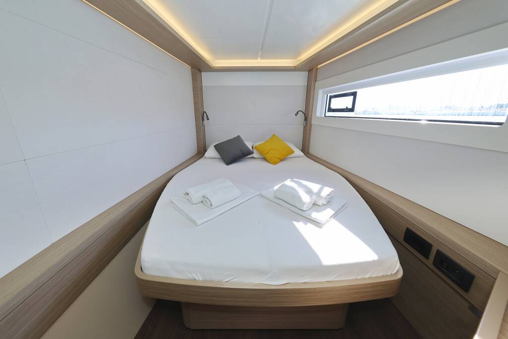 Lagoon 46 MAGIC DREAM