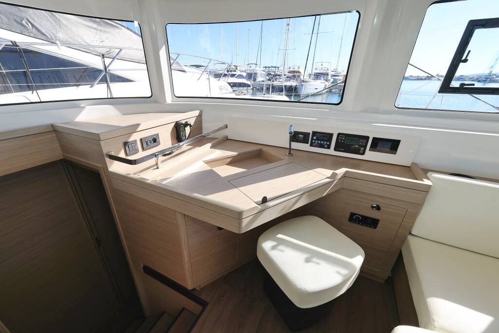 Lagoon 46 MAGIC DREAM