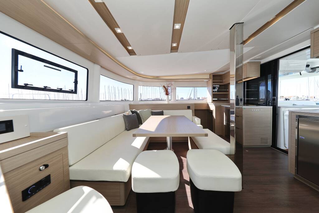 Lagoon 46 MAGIC DREAM