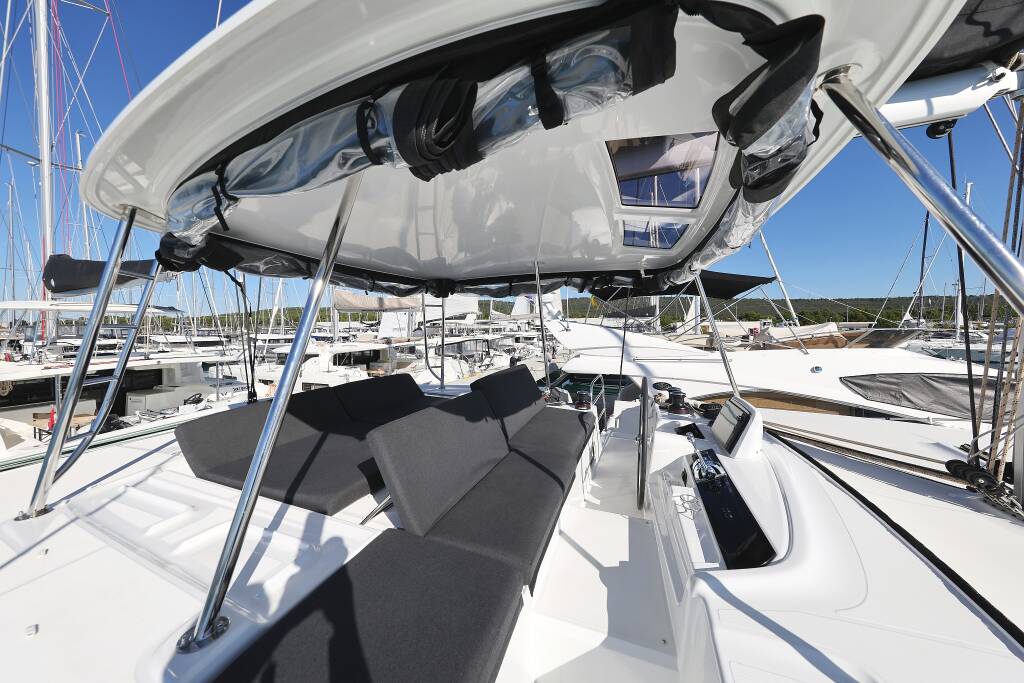 Lagoon 46 MAGIC DREAM