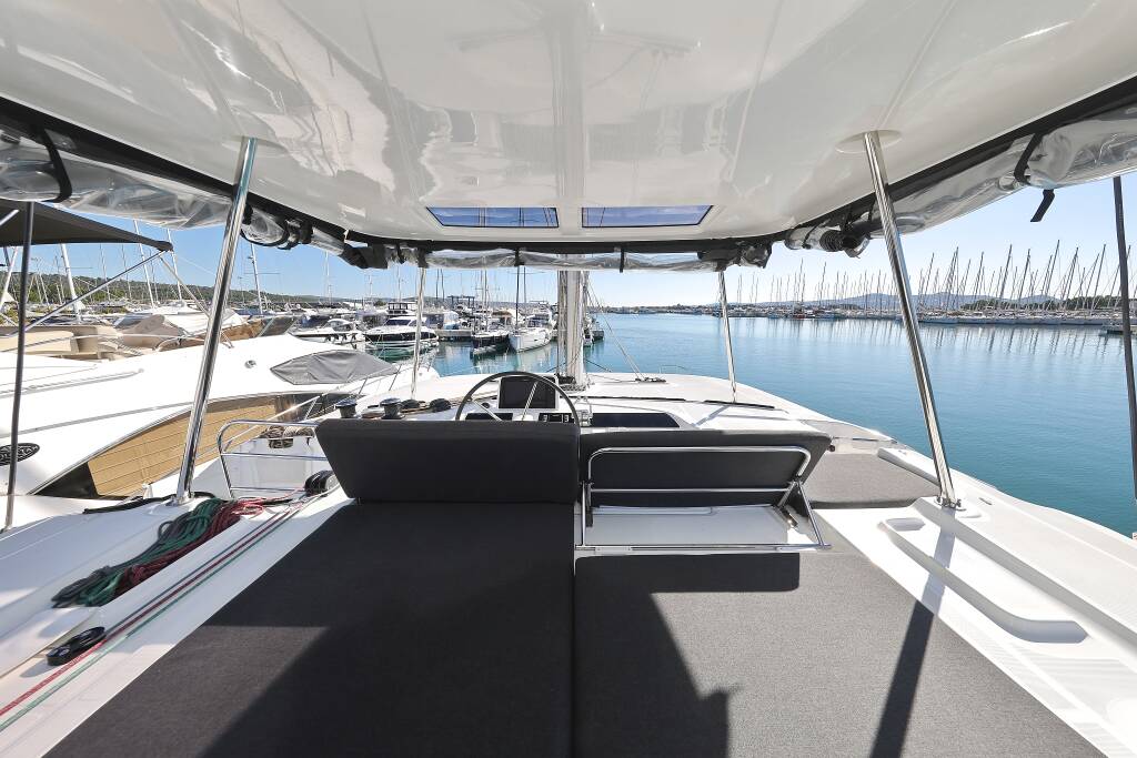 Lagoon 46 MAGIC DREAM