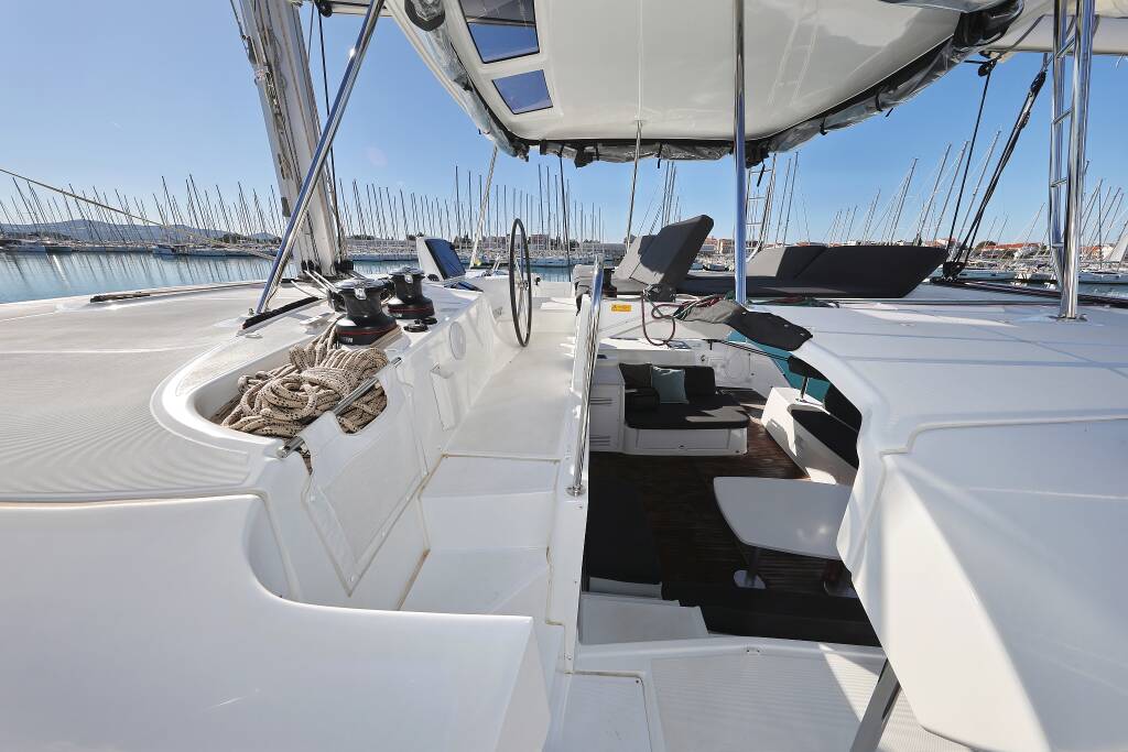 Lagoon 46 MAGIC DREAM