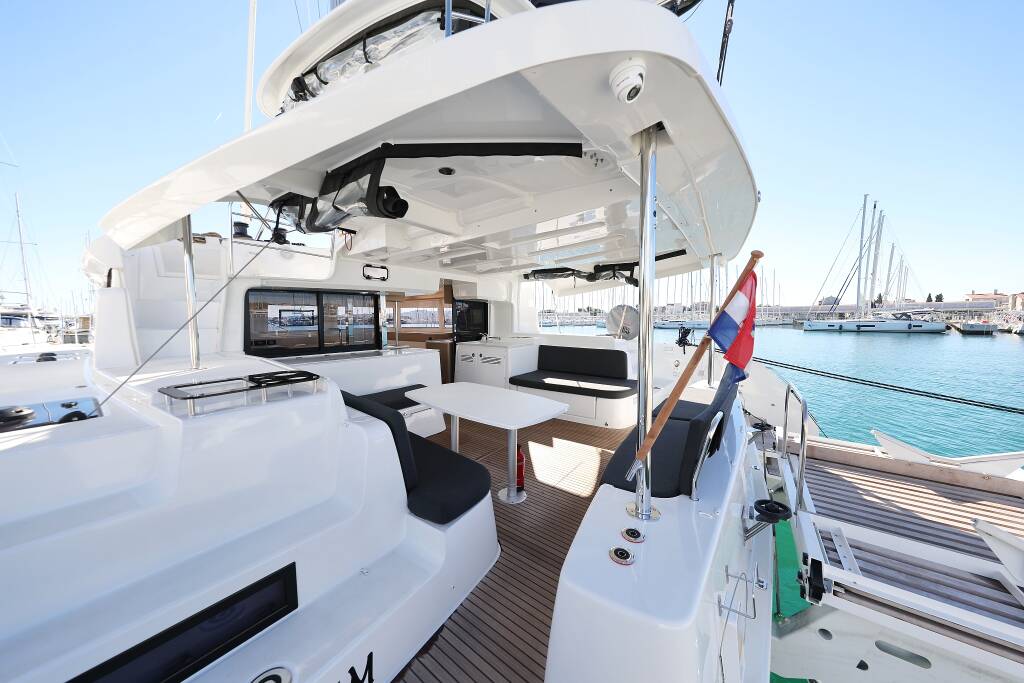 Lagoon 46 MAGIC DREAM