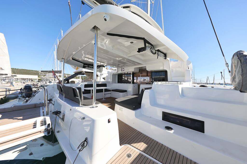 Lagoon 46 MAGIC DREAM