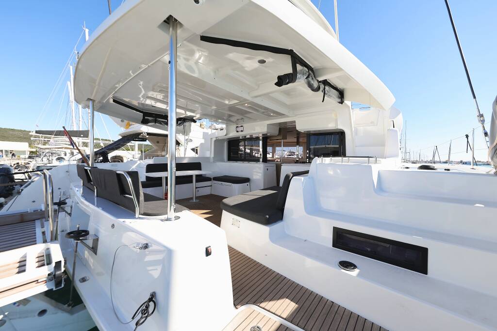 Lagoon 46 MAGIC DREAM