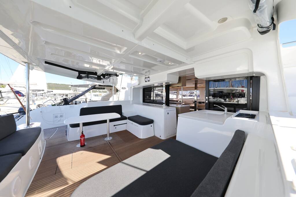 Lagoon 46 MAGIC DREAM