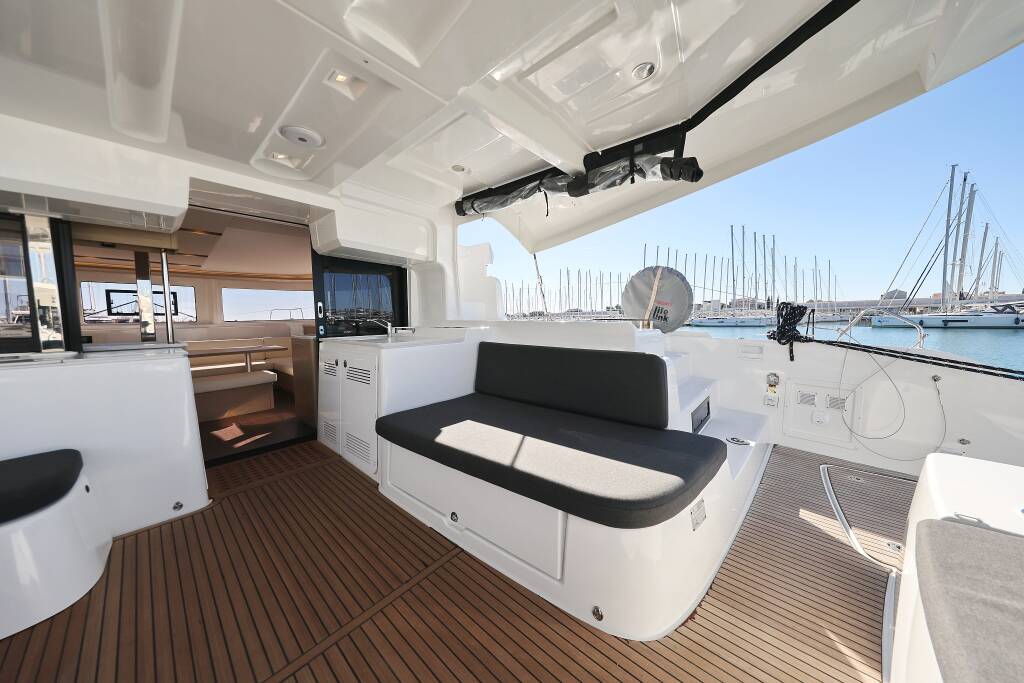 Lagoon 46 MAGIC DREAM