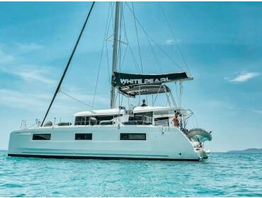 Lagoon 46 WHITE PEARL (generator, air condition, water maker, 2 SUP free of charge) *Skippered only*