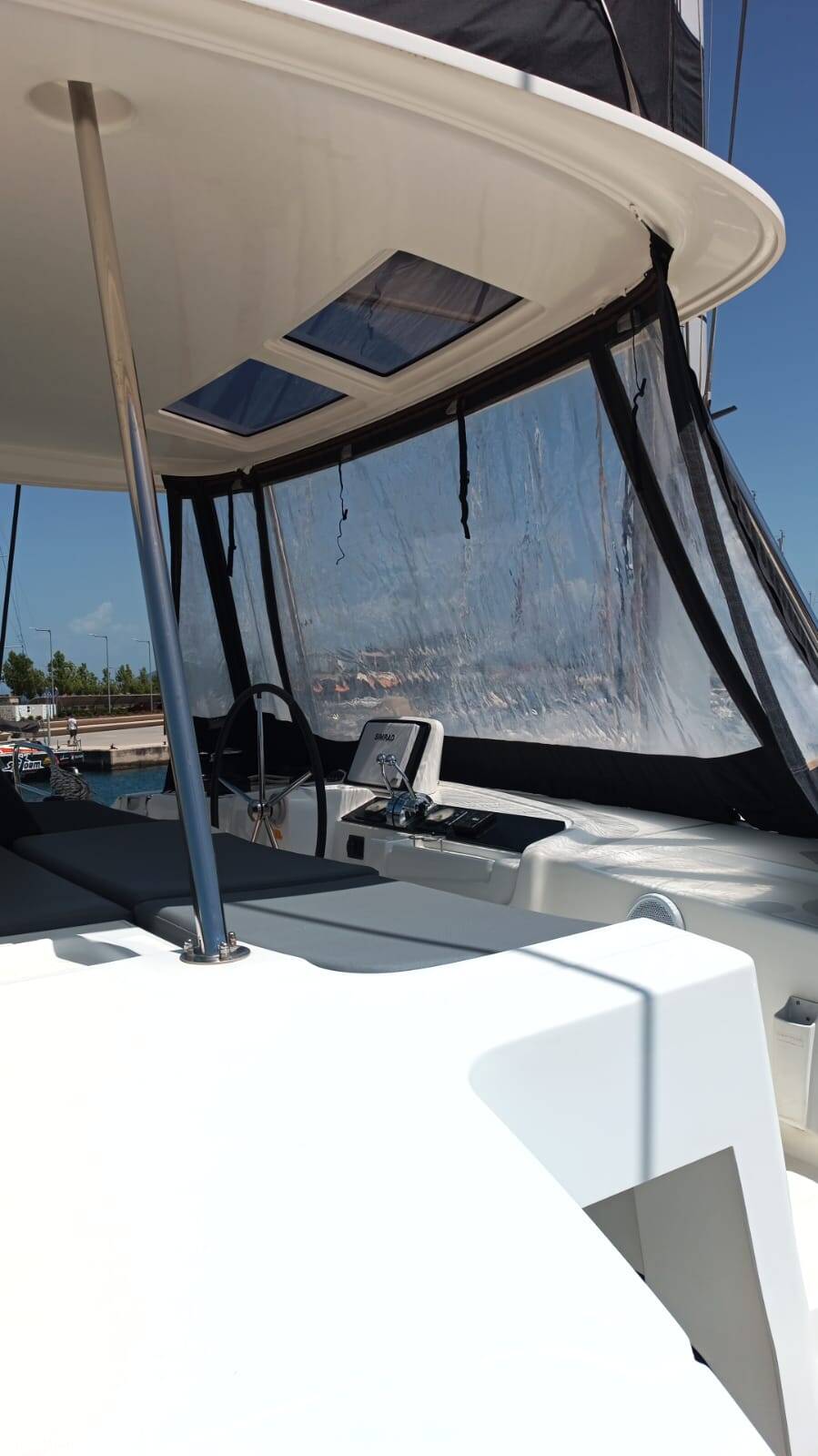 Lagoon 46 Selene | A/C generator watermaker