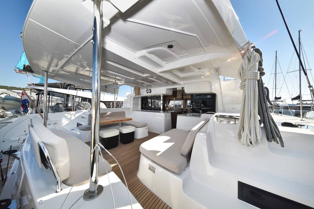 Lagoon 46 MAJESTIC