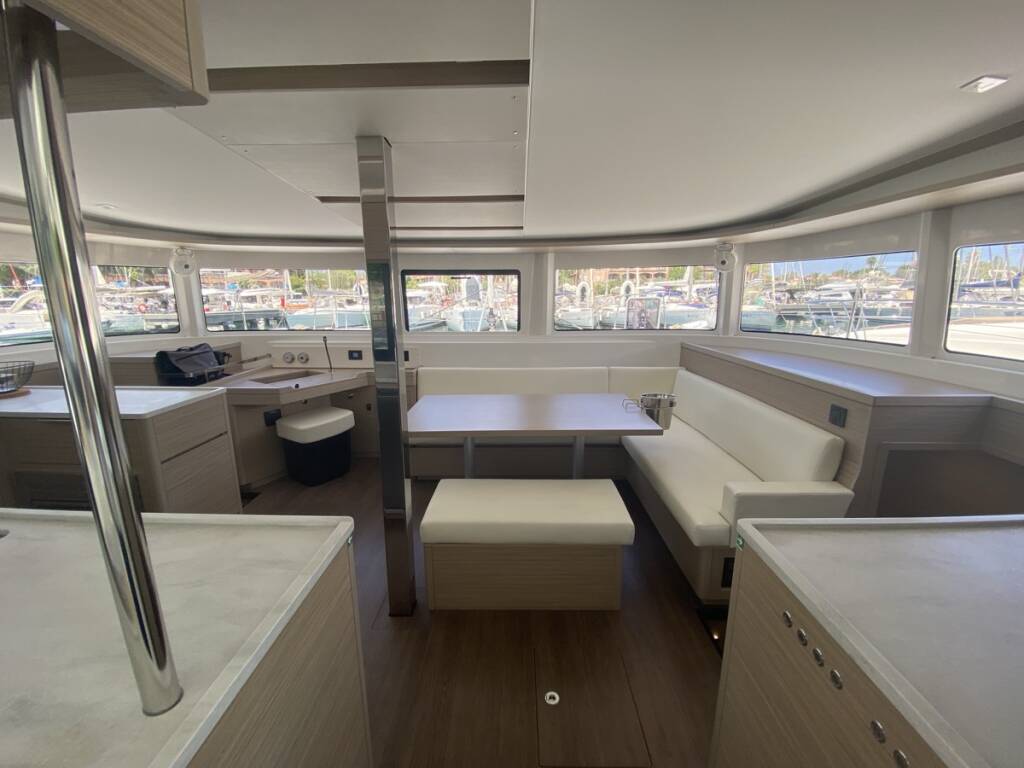 Lagoon 46 Sestante