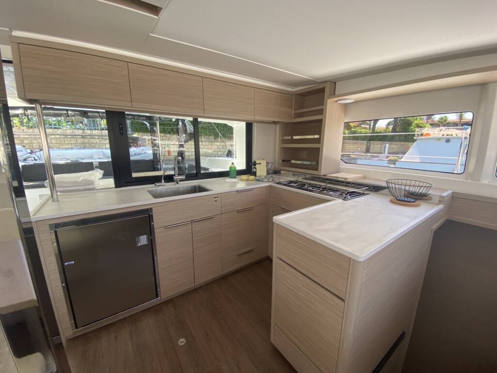 Lagoon 46 Sestante
