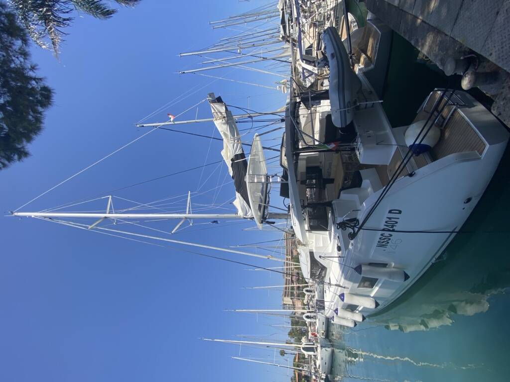 Lagoon 46 Sestante