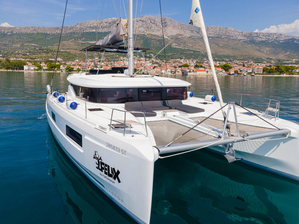 Lagoon 46 FELIX