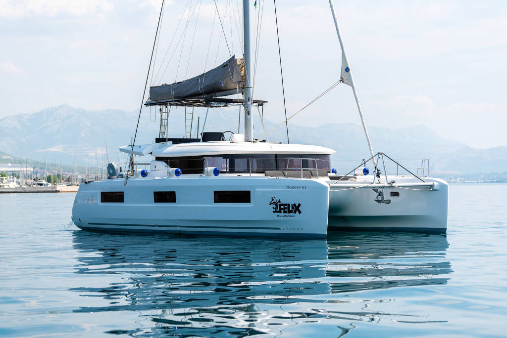 Lagoon 46 FELIX