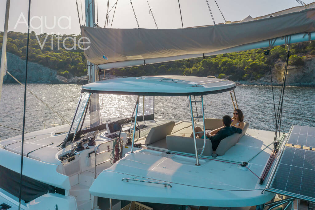 Lagoon 46 AQUA VITAE (generator, air condition, watermaker, 2 SUP free of charge, underwater lights) *Skippered only*