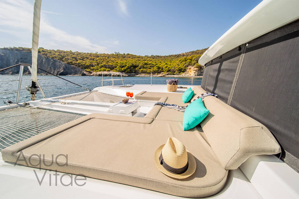 Lagoon 46 AQUA VITAE (generator, air condition, watermaker, 2 SUP free of charge, underwater lights) *Skippered only*