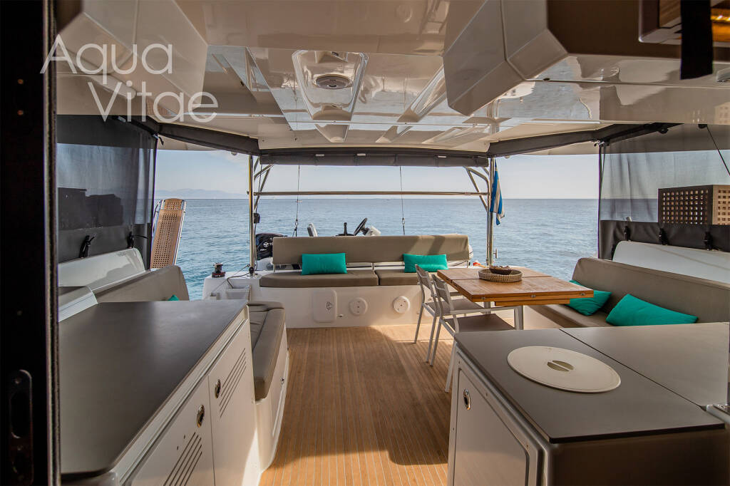 Lagoon 46 AQUA VITAE (generator, air condition, watermaker, 2 SUP free of charge, underwater lights) *Skippered only*