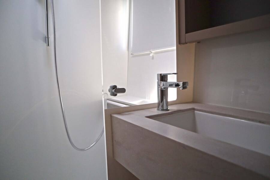 Lagoon 46 PRESTIGE