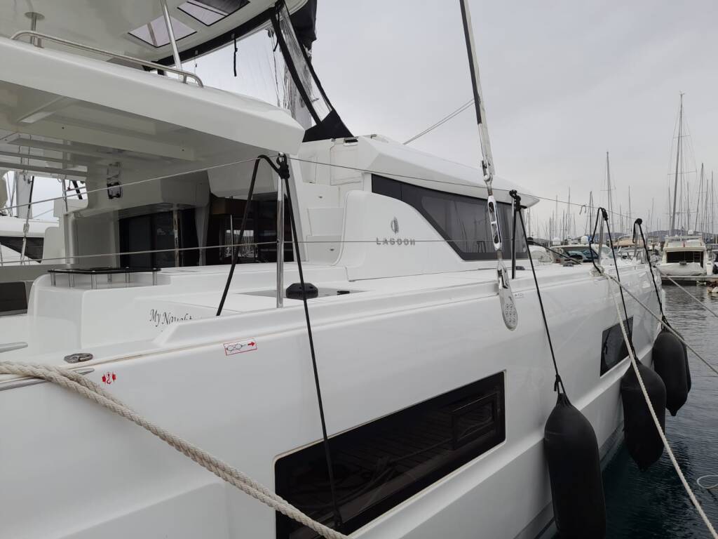 Lagoon 46 My Naughty Spirit