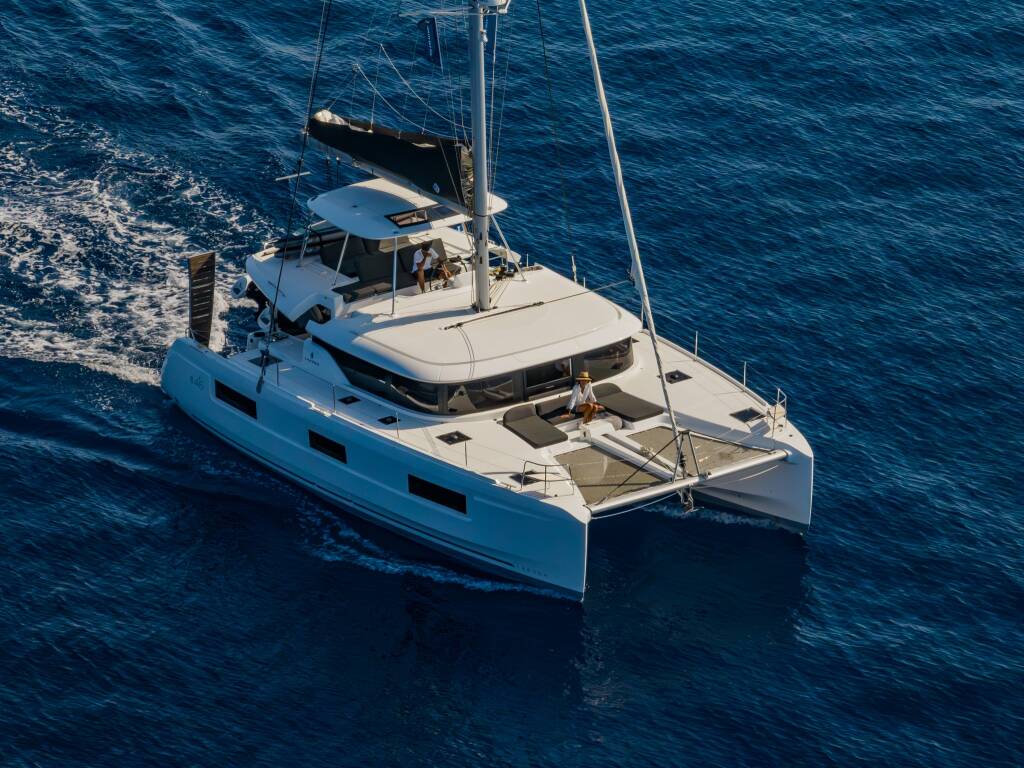 Lagoon 46  LINO