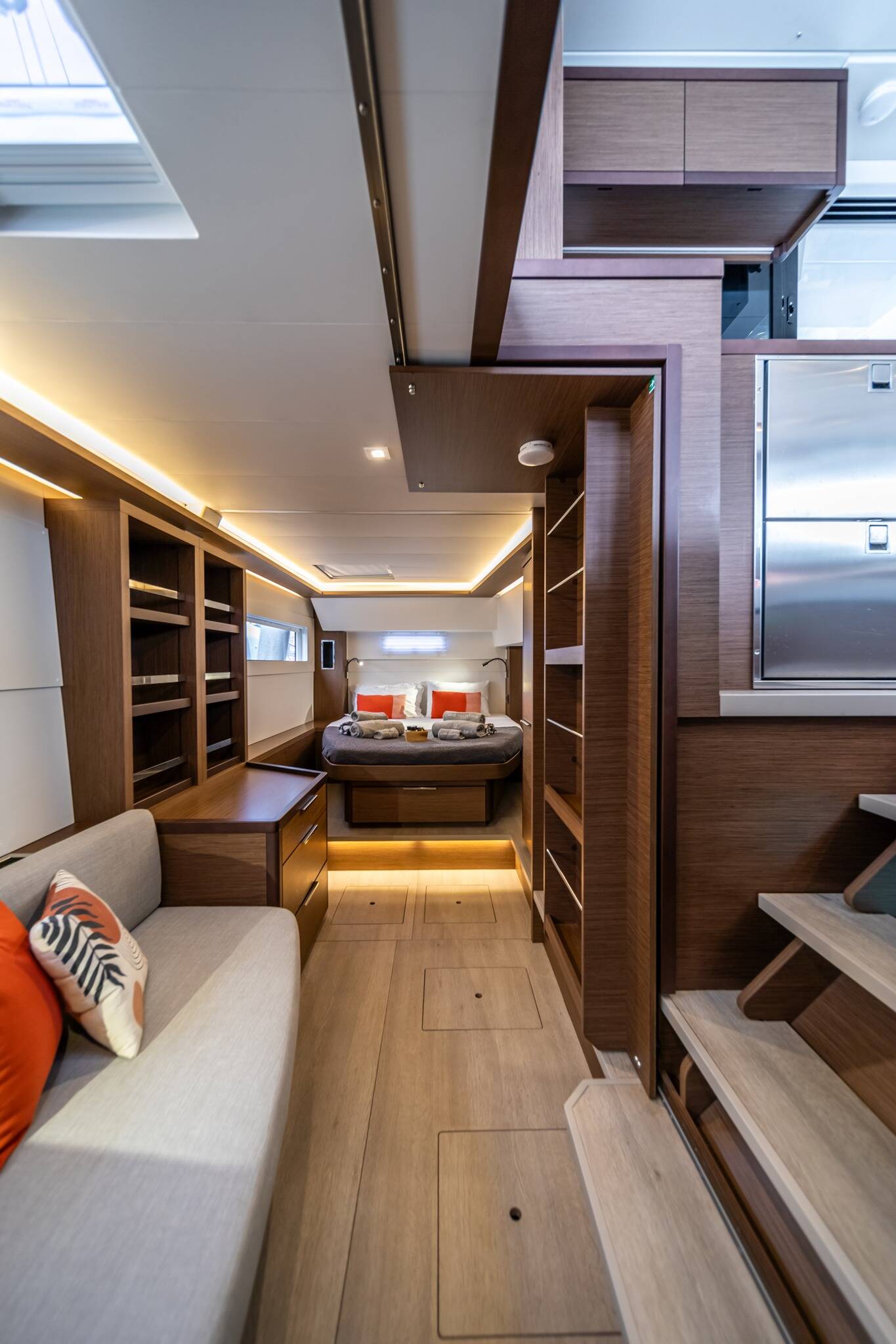 Lagoon 46  LINO