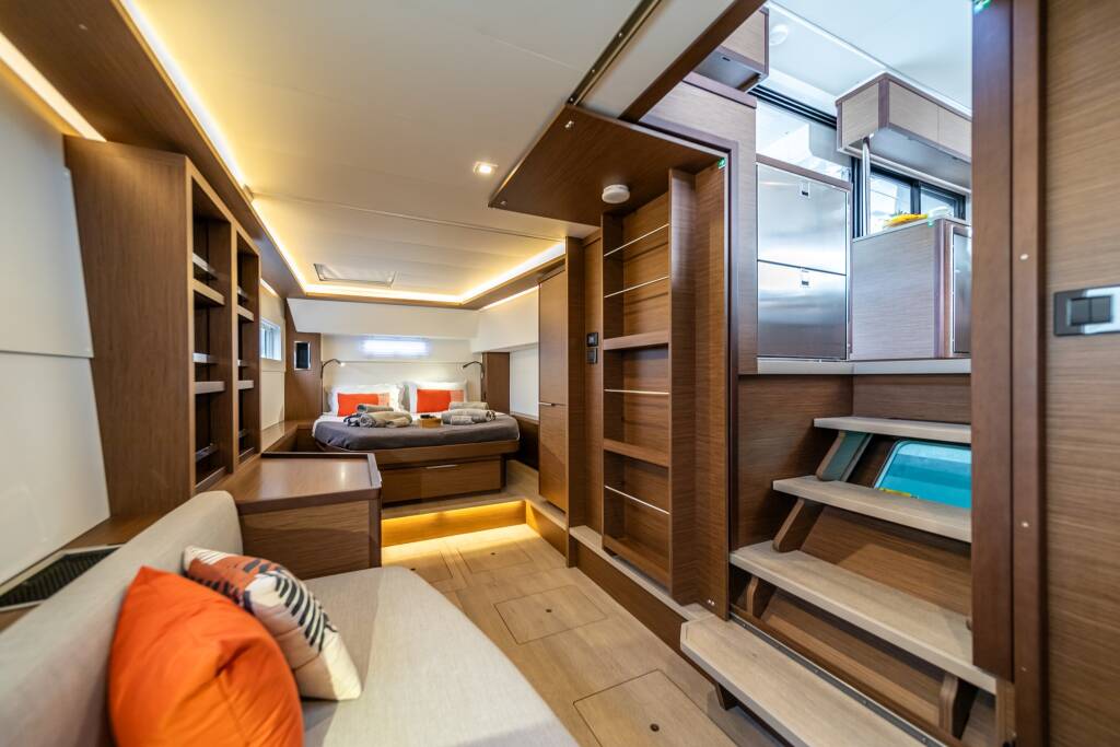 Lagoon 46  LINO