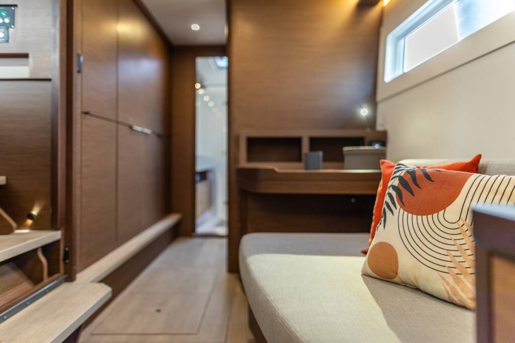 Lagoon 46  LINO
