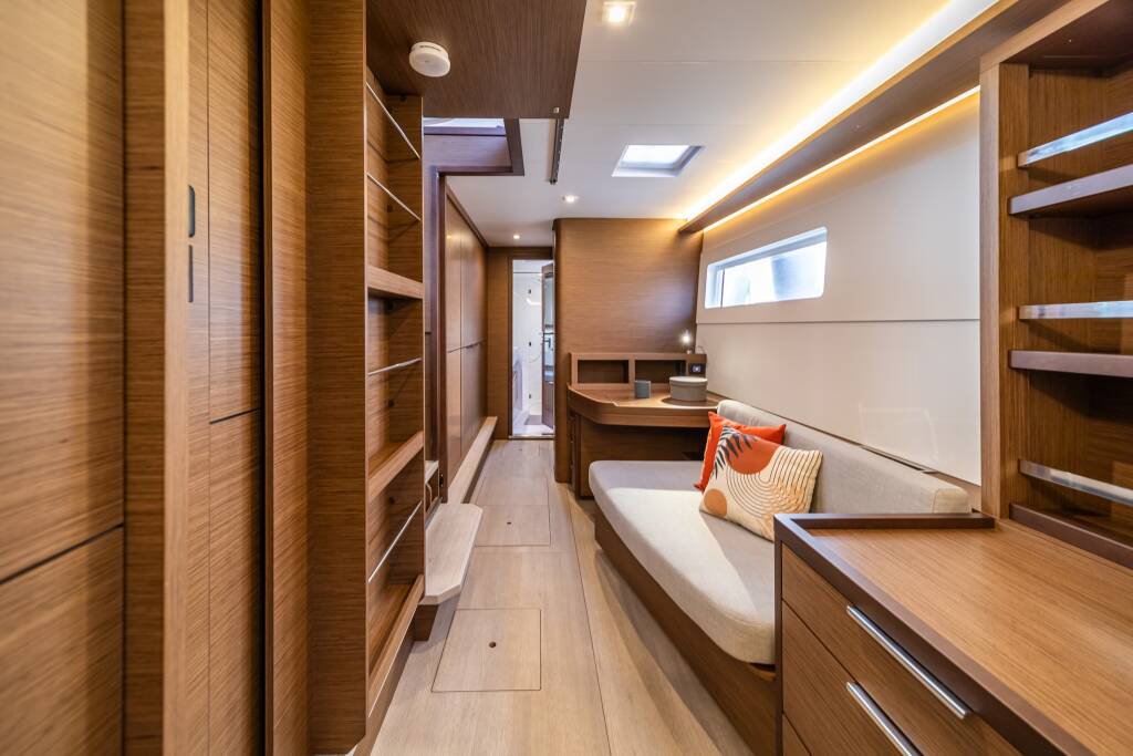 Lagoon 46  LINO