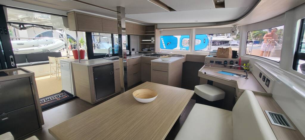 Lagoon 46 Blue Moon