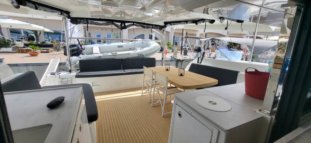 Lagoon 46 Blue Moon