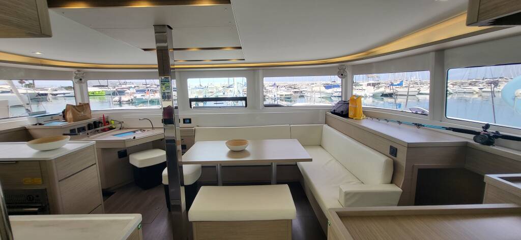 Lagoon 46 Blue Moon