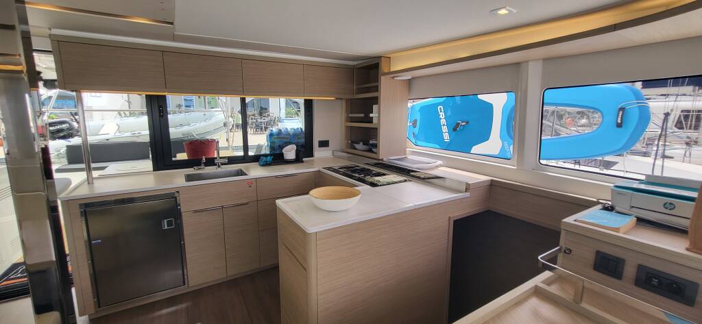 Lagoon 46 Blue Moon